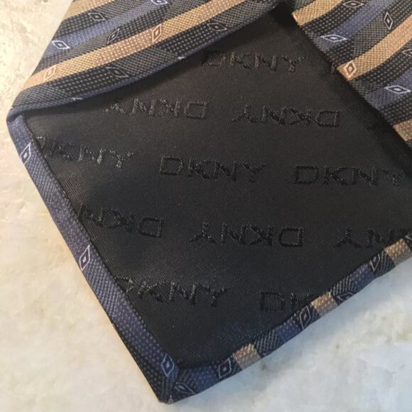 DKNY SILK TIE, - Picture 6 of 8